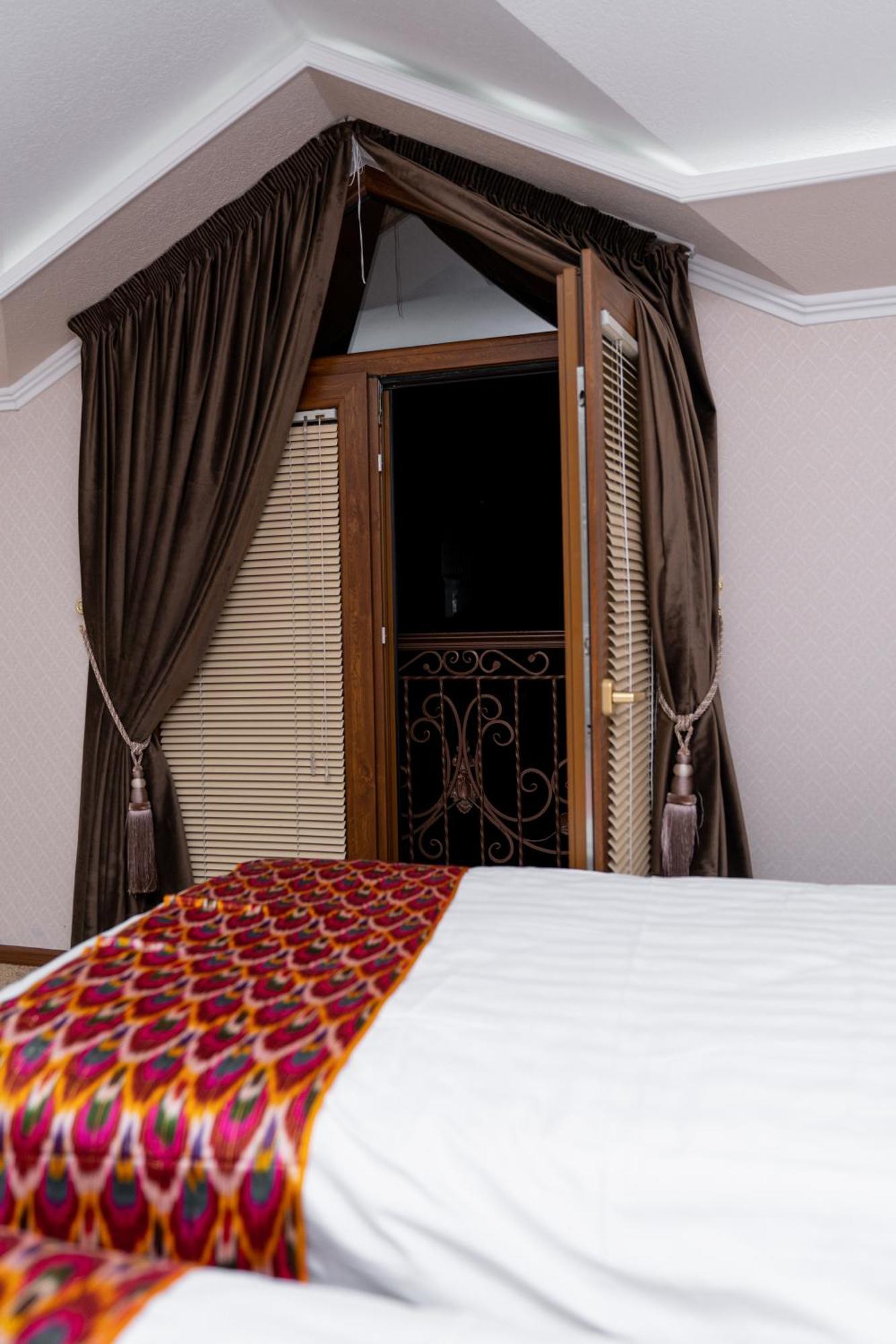 Crystal Guest House 撒马尔罕 外观 照片