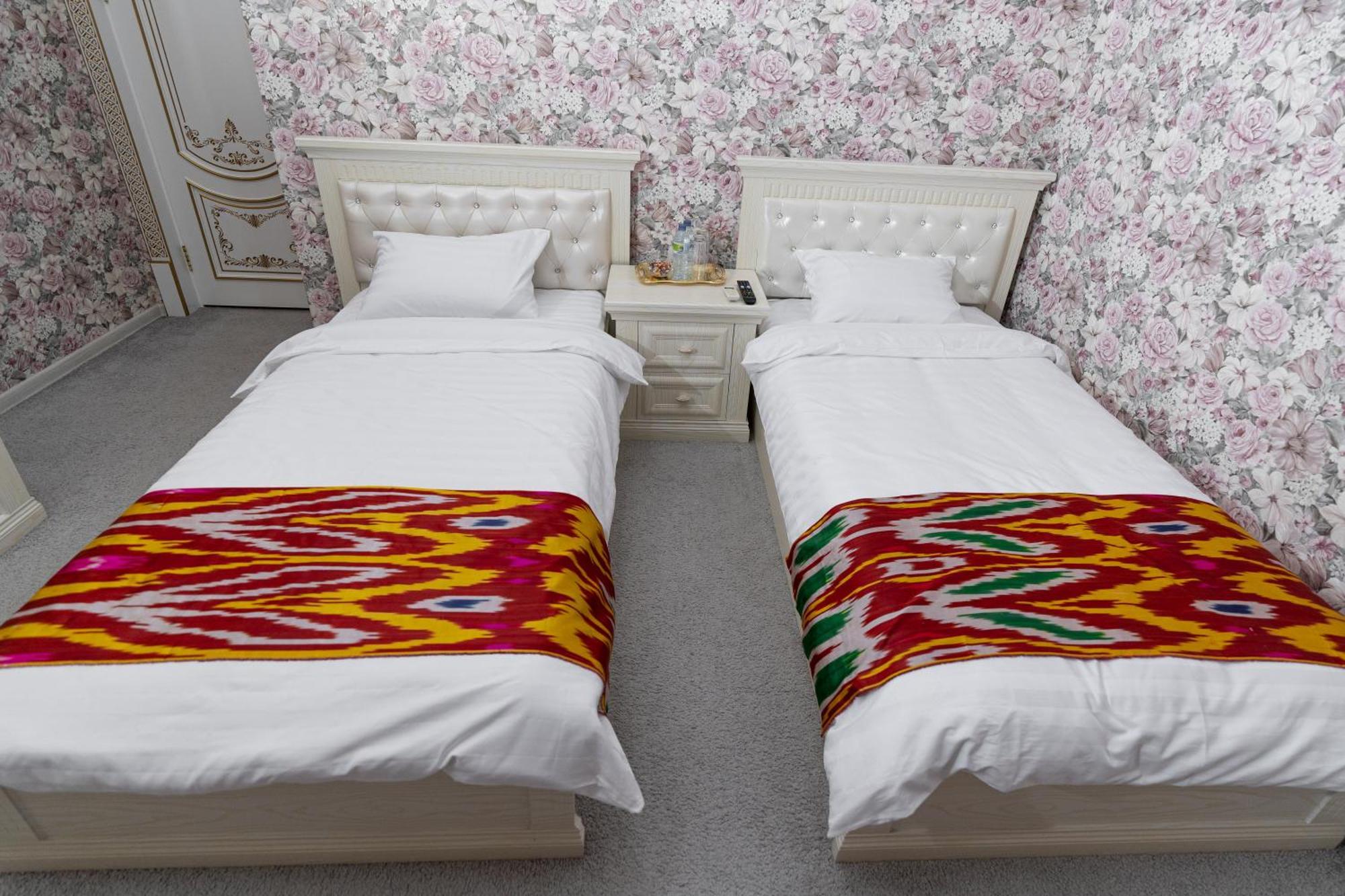 Crystal Guest House 撒马尔罕 外观 照片