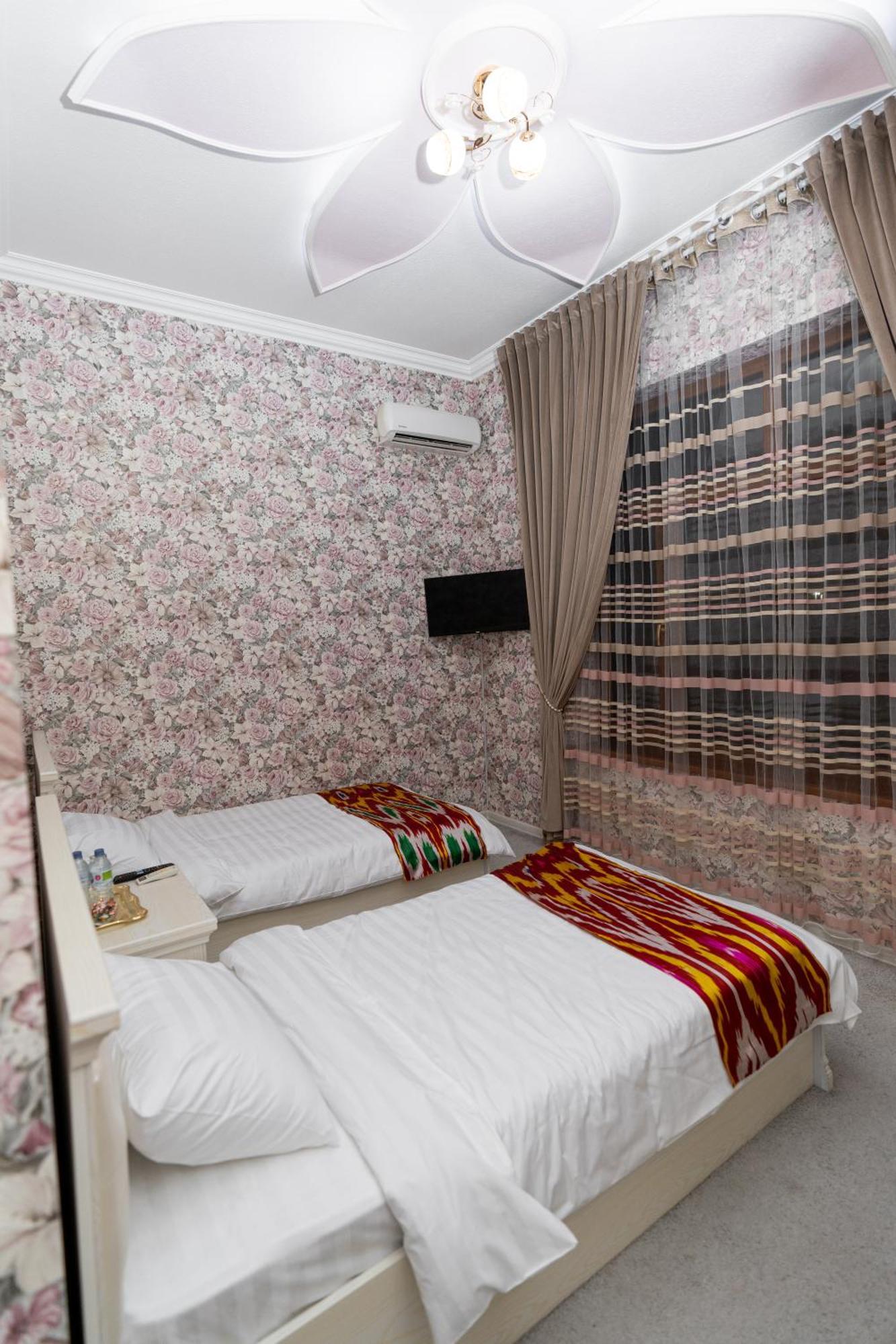 Crystal Guest House 撒马尔罕 外观 照片